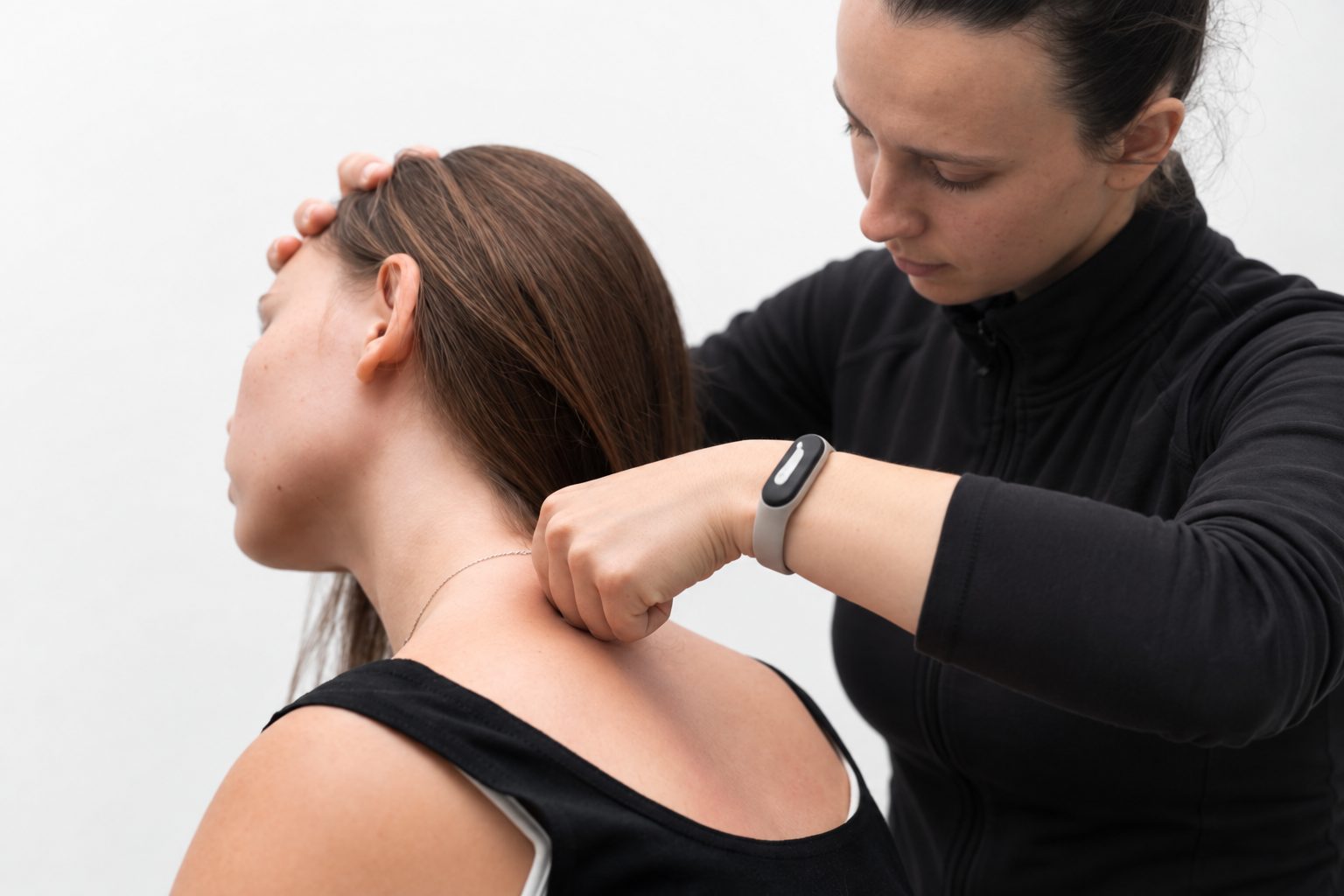 Fisioterapia cervical para aliviar el dolor, reducir la tensión muscular y mejorar la movilidad del cuello.
